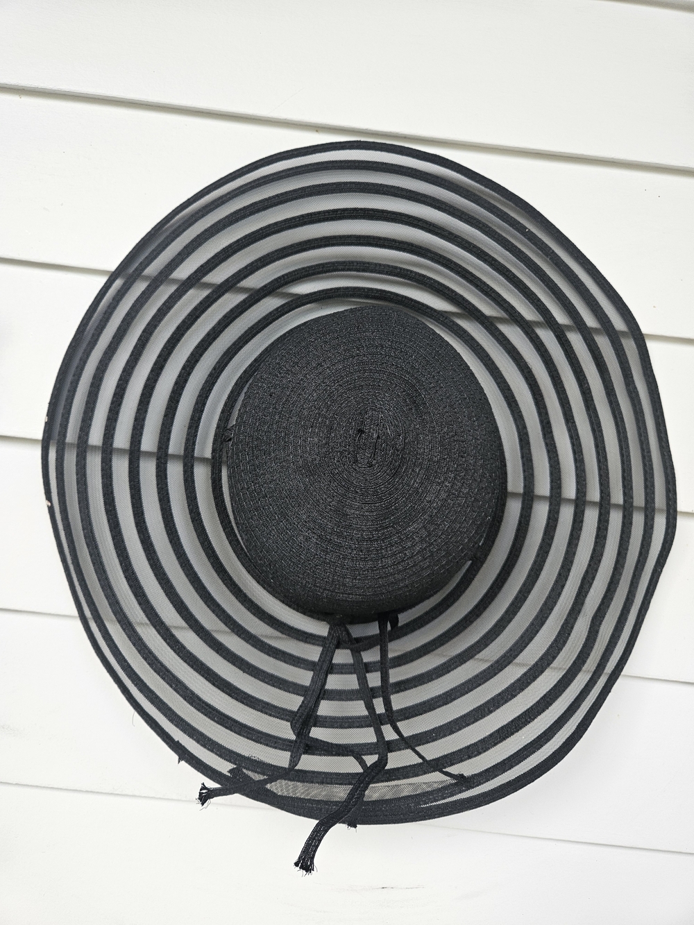 Black Wide-Brim Sun Hat - Unbranded